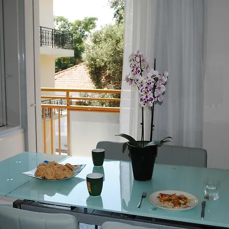 Marita's - Dikastirion * חאניה